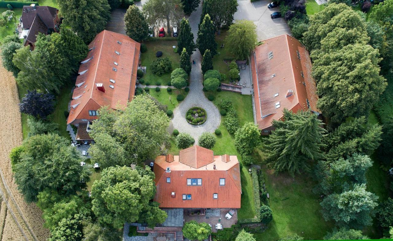 Romantik Hotel Friederikenhof Hotel Restaurant & Spa Lübeck Buitenkant foto