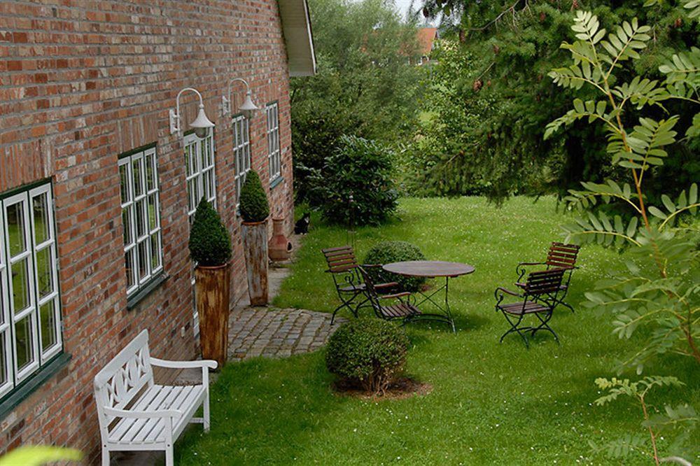 Romantik Hotel Friederikenhof Hotel Restaurant & Spa Lübeck Buitenkant foto