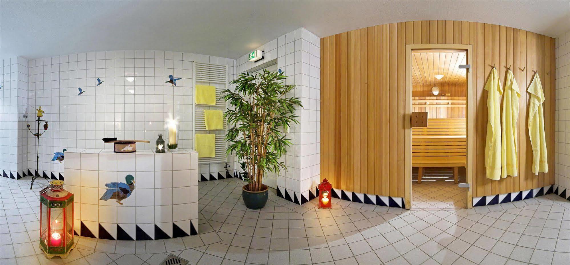 Romantik Hotel Friederikenhof Hotel Restaurant & Spa Lübeck Buitenkant foto